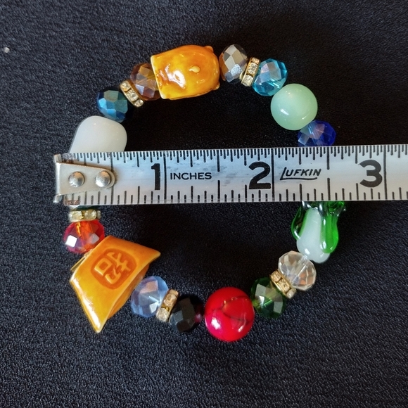 Asian Inspired Multicolor Beaded Bracelet - Picture 4 of 7